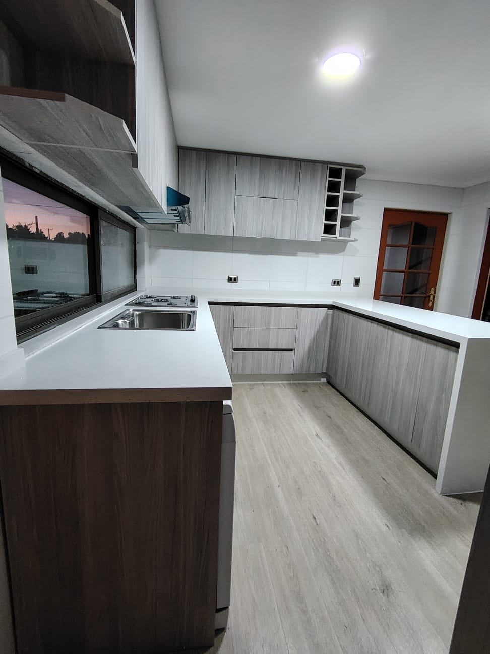 ¡Gran sorteo! Ticket X 1, cubierta de cuarzo, muebles y complementos para tu cocina.