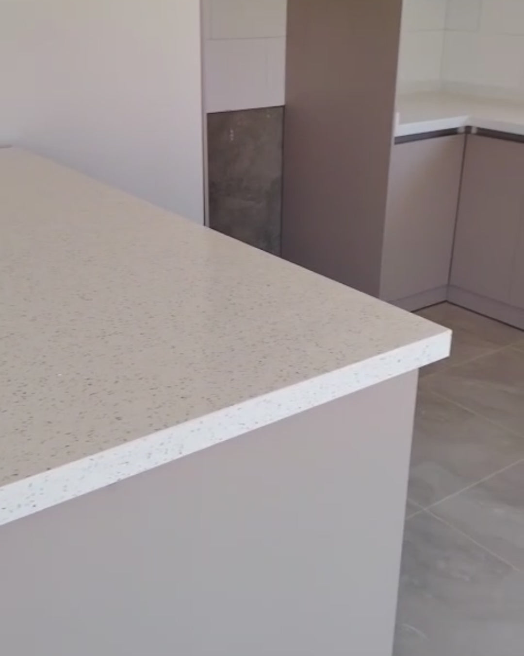 ¡Gran sorteo! Ticket X 1, cubierta de cuarzo, muebles y complementos para tu cocina.